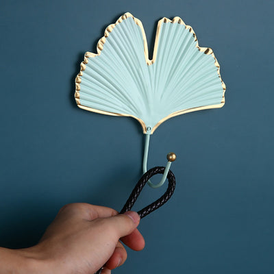 Crochet en forme de feuille